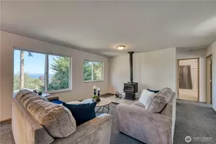 6736 NE Admiralty Ln, Hansville, WA 98340 - Photo 5