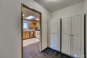 6736 NE Admiralty Ln, Hansville, WA 98340 - Photo 21