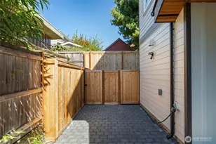 2838 NW 73rd St, Seattle, WA 98117 - Photo 35