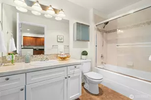 133 Queen Anne Ave N, Seattle, WA 98109 - Photo 13