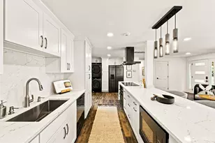 1821 155th Ave SE, Bellevue, WA 98007 - Photo 9