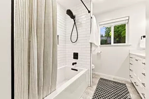 1821 155th Ave SE, Bellevue, WA 98007 - Photo 19