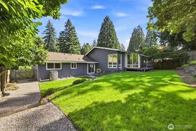 1821 155th Avenue SE, Bellevue, WA 98007 - Photo 27