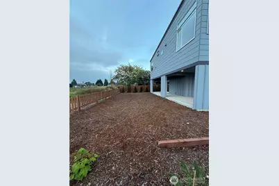 27523 102nd Avenue NW #E, Stanwood, WA 98292 - Photo 23