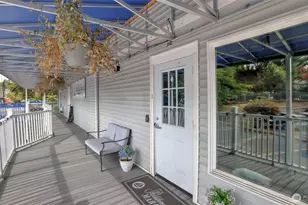 9050 Seward Park Ave S, Seattle, WA 98118 - Photo 11