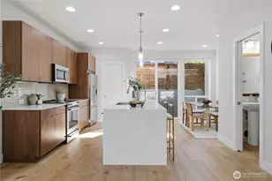 2214 Franklin Ave E, Seattle, WA 98102 - Photo 9