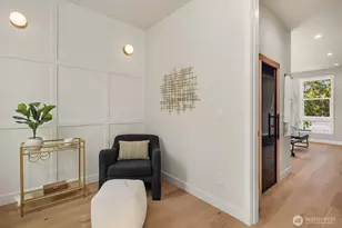 10217 NE 24th St, Bellevue, WA 98004 - Photo 23
