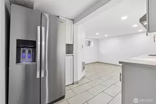 4545 5th Ave NE, Seattle, WA 98105 - Photo 19