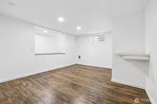 4545 5th Ave NE, Seattle, WA 98105 - Photo 21