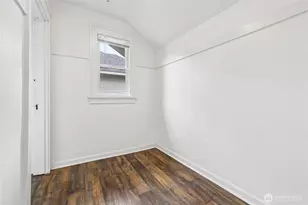 4545 5th Ave NE, Seattle, WA 98105 - Photo 13