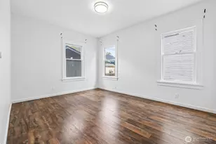 4545 5th Ave NE, Seattle, WA 98105 - Photo 9