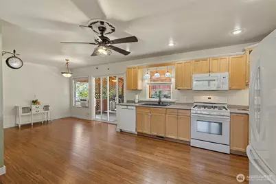 1106 N 8th Street, Mount Vernon, WA 98273 - Photo 13