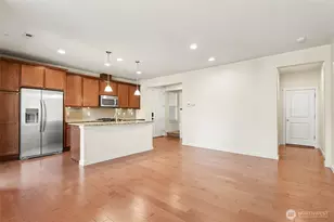1423 NE Hickory Ln, Issaquah, WA 98029 - Photo 7