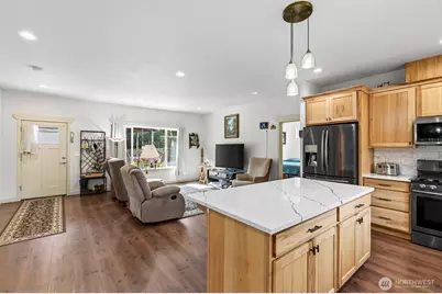 381 Studebaker Spur 2, Castle Rock, WA 98611 - Photo 5
