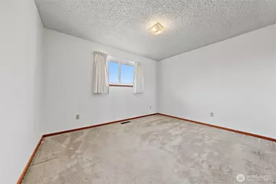 4874 NE Road 3, Moses Lake, WA 98837 - Photo 13