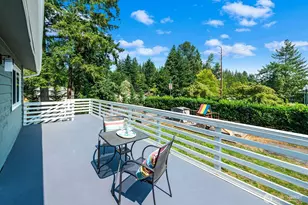 22738 SE 22nd Pl, Sammamish, WA 98075 - Photo 9