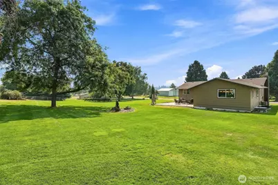 11007 E Rockwell Ave, Spokane Valley, WA 99206 - Photo 3
