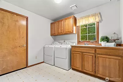 21109 50 Drive SE, Bothell, WA 98021 - Photo 35