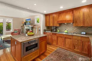 284 Wood Ave SW, Bainbridge Island, WA 98110 - Photo 15