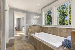 284 Wood Ave SW, Bainbridge Island, WA 98110 - Photo 27