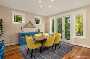 284 Wood Ave SW, Bainbridge Island, WA 98110 - Photo 17