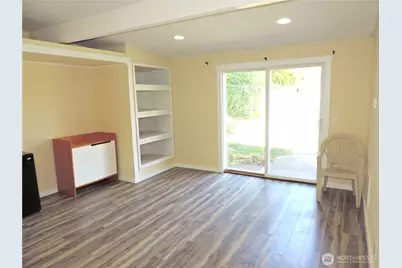 11709 26th Avenue NE, Seattle, WA 98125 - Photo 17