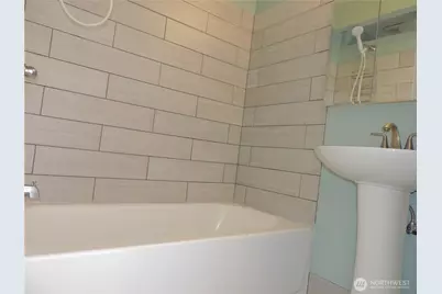 11709 26th Avenue NE, Seattle, WA 98125 - Photo 19