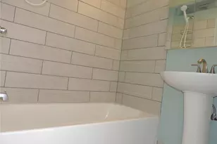 11709 26th Ave NE, Seattle, WA 98125 - Photo 19