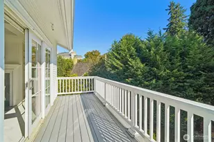 8975 NE 10th St, Bellevue, WA 98004 - Photo 21