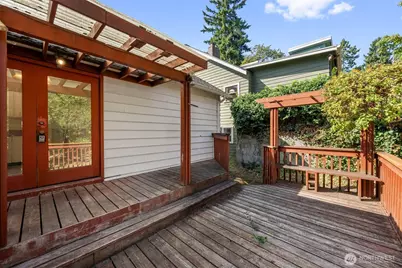 1718 NE 88th Street, Seattle, WA 98115 - Photo 23