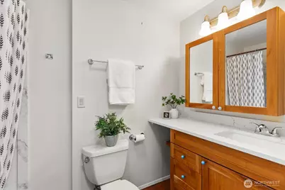 17207 76th Avenue W, Edmonds, WA 98026 - Photo 21
