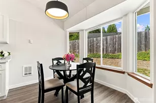51 E North Bay Pl, Allyn, WA 98524 - Photo 11