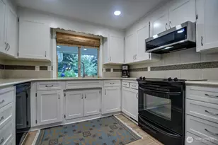 3423 Donnelly Dr SE, Olympia, WA 98501 - Photo 9