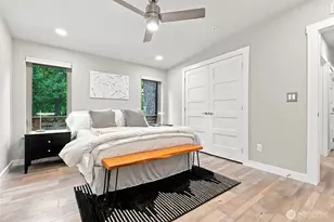 9720 NE Lofgren Rd, Bainbridge Island, WA 98110 - Photo 13