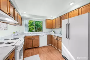 1226 224th Pl SW, Bothell, WA 98021 - Photo 11