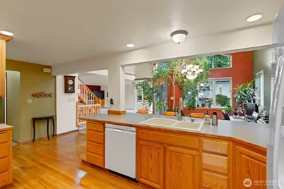 19810 NE 98th Avenue, Bothell, WA 98011 - Photo 17
