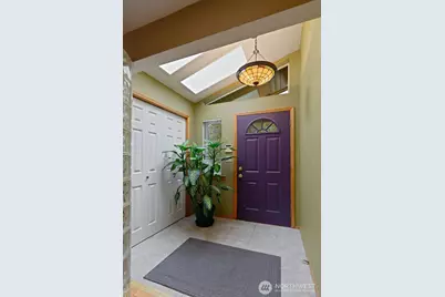 19810 NE 98th Avenue, Bothell, WA 98011 - Photo 9