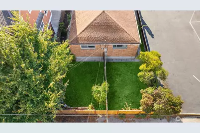 7546 24th Avenue NW, Seattle, WA 98117 - Photo 13