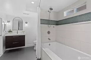 7925 15th Ave SW, Seattle, WA 98106 - Photo 31