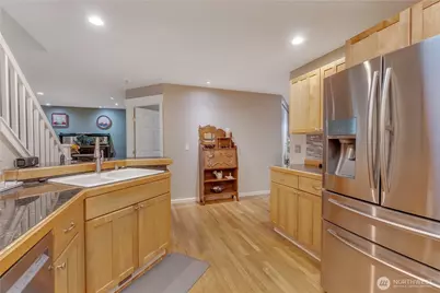160 E Soderberg Road #L33, Allyn, WA 98524 - Photo 9