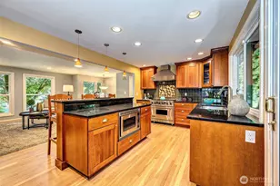 12824 98th Pl NE, Kirkland, WA 98034 - Photo 11