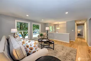 12824 98th Pl NE, Kirkland, WA 98034 - Photo 7
