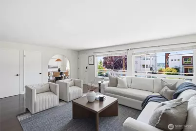 4324 Phinney Avenue N #3, Seattle, WA 98103 - Photo 1