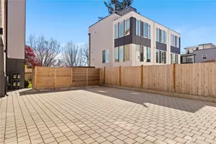 903 A NW 56th St, Seattle, WA 98107 - Photo 21