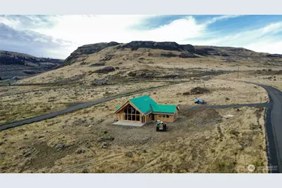 1675 Outer Range Drive E, Grand Coulee, WA 99133 - Photo 9