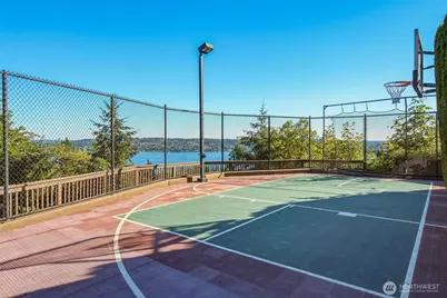 7909 78th Avenue SE, Mercer Island, WA 98040 - Photo 25