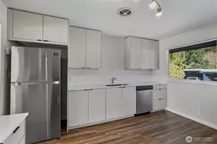 5615 Beverly Ln, Everett, WA 98203 - Photo 13