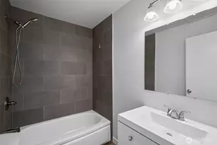 5615 Beverly Ln, Everett, WA 98203 - Photo 9