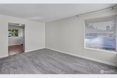 5615 Beverly Ln, Everett, WA 98203 - Photo 15