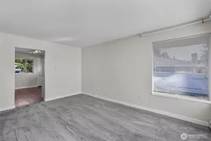 5615 Beverly Ln, Everett, WA 98203 - Photo 15